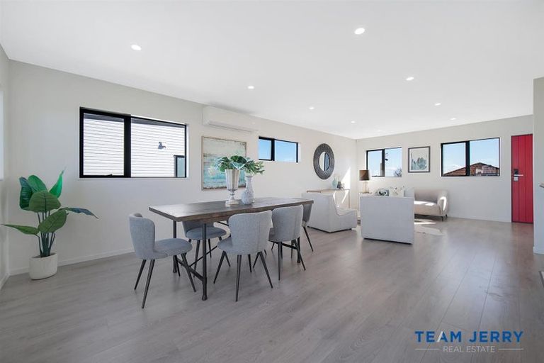 Photo of property in 14a Wahine Street, Papakura, 2110