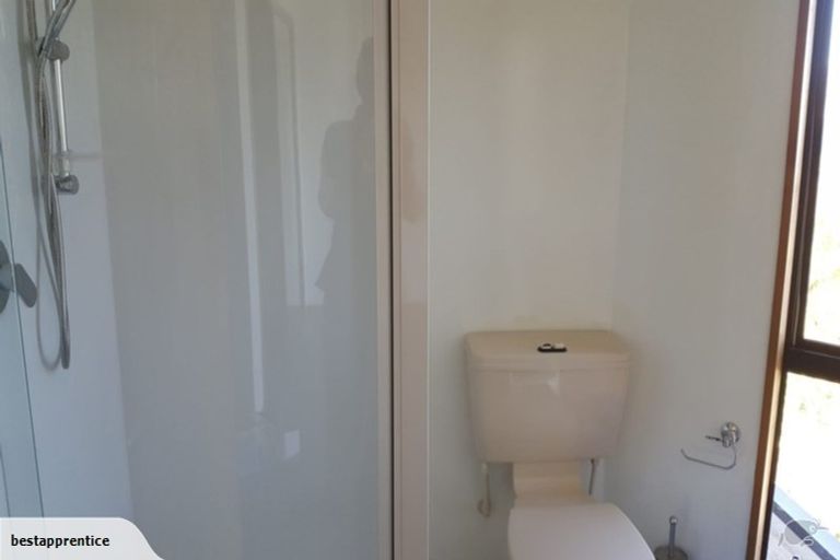 Photo of property in 1/2 Valley View, Mount Pleasant, Christchurch, 8081