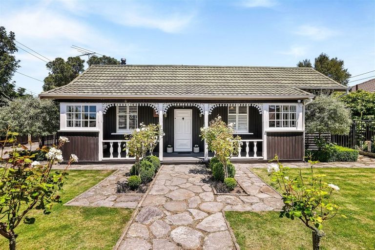 Photo of property in 59 Windermere Road, Papanui, Christchurch, 8053