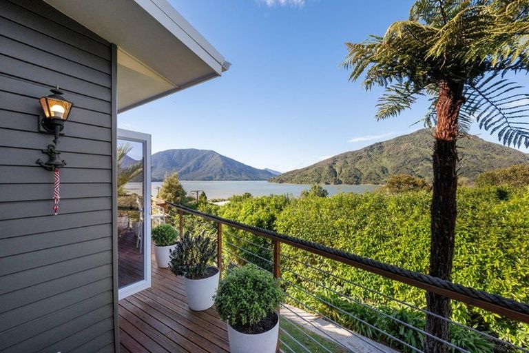 Photo of property in 83 Moenui Road, Havelock, Picton, 7281