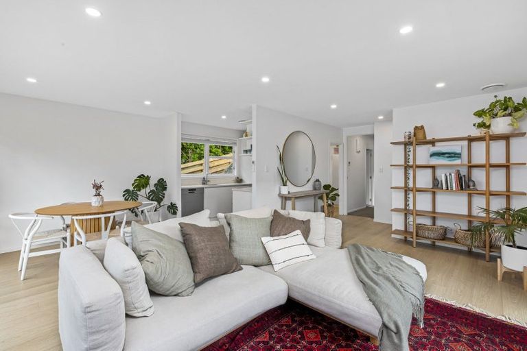 Photo of property in 79 Duncansby Road, Stanmore Bay, Whangaparaoa, 0932