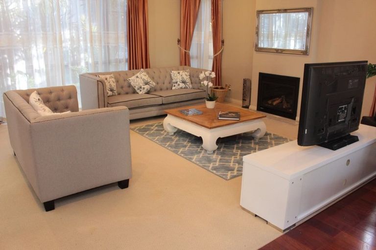 Photo of property in 44 Amberwood Drive, Northpark, Auckland, 2013