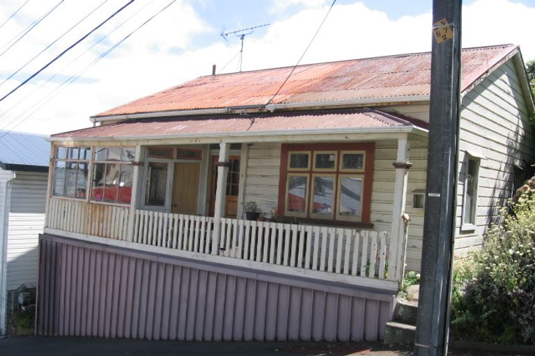 Photo of property in 1 Port Street, Mount Victoria, Wellington, 6011