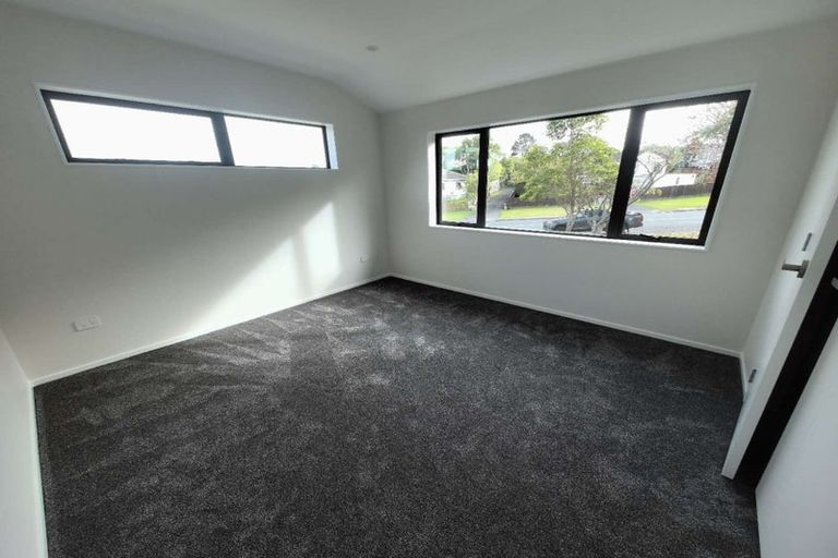 Photo of property in 29a West Harbour Drive, West Harbour, Auckland, 0618