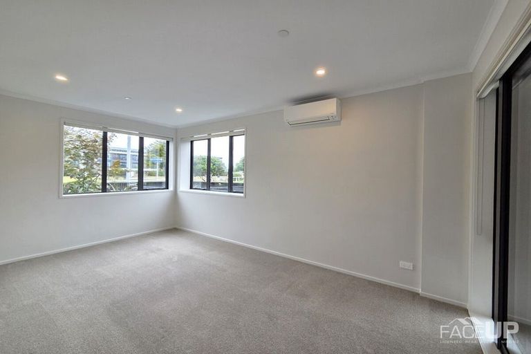 Photo of property in 3/96 Clark Road, Hobsonville, Auckland, 0616