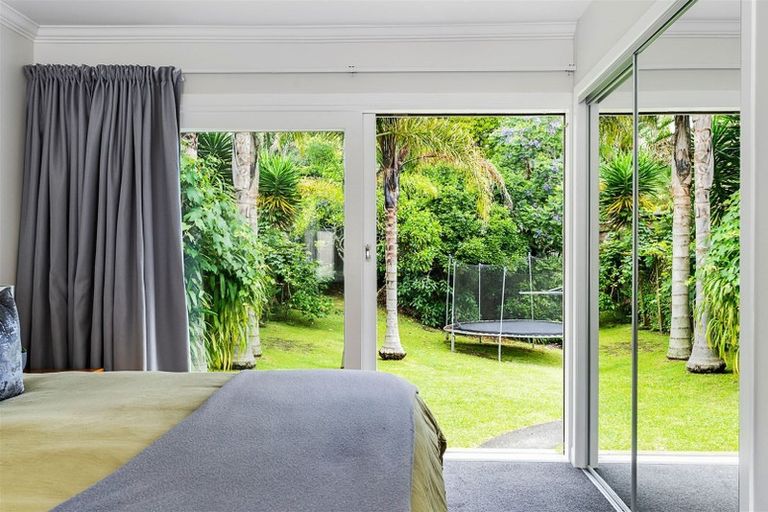 Photo of property in 136 Western Hills Drive, Kensington, Whangarei, 0112