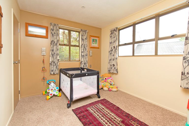 Photo of property in 15 Hillcrest Road, Hatfields Beach, Orewa, 0931