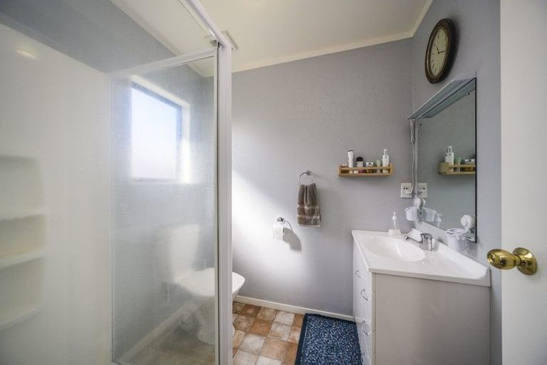 Photo of property in 87 Parnell Heights, Kelvin Grove, Palmerston North, 4414