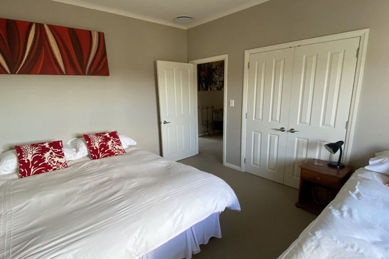 Photo of property in 69a Avondale Road, Taradale, Napier, 4112