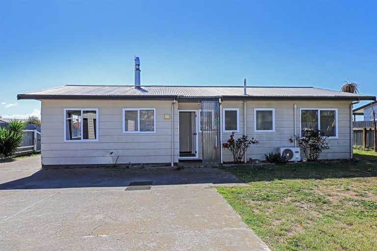 Photo of property in 347 Flaxmere Avenue, Flaxmere, Hastings, 4120