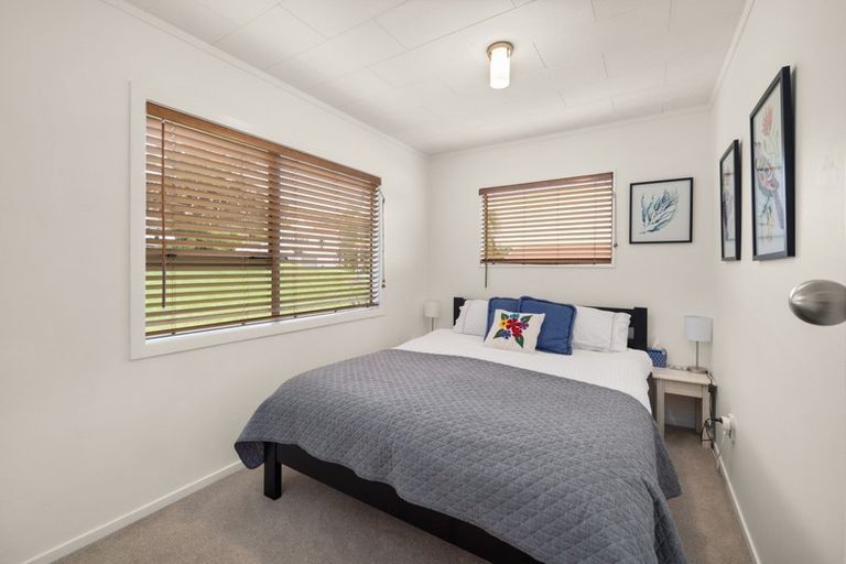 Photo of property in 6 Puketiro Place, Paihia, 0200