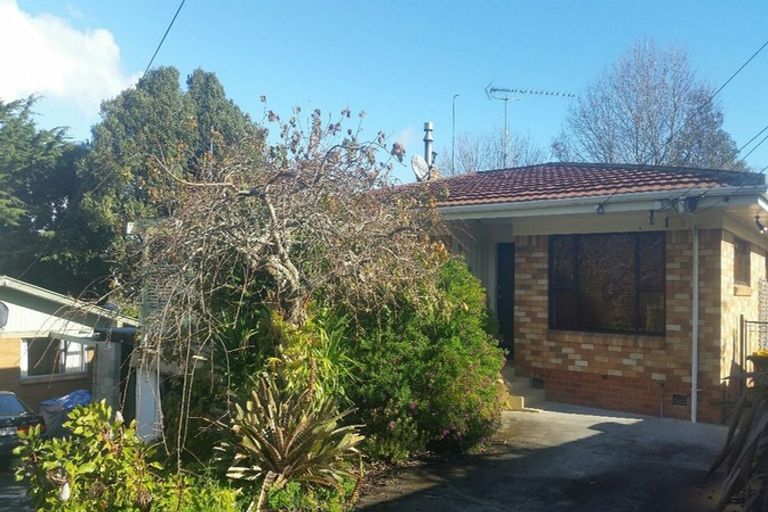 Photo of property in 1/31 Halver Road, Hillpark, Auckland, 2102