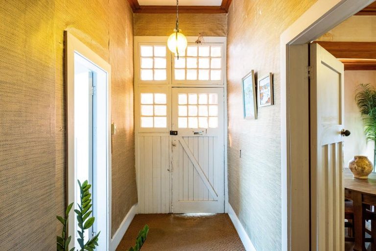 Photo of property in 33a Seapoint Road, Bluff Hill, Napier, 4110