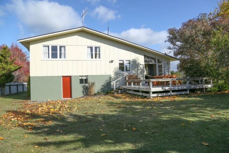 Photo of property in 28 Oruatua Avenue, Tauranga Taupo, Turangi, 3382