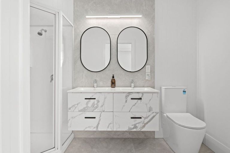 Photo of property in 2 Saint Olpherts Avenue, Hamilton East, Hamilton, 3216