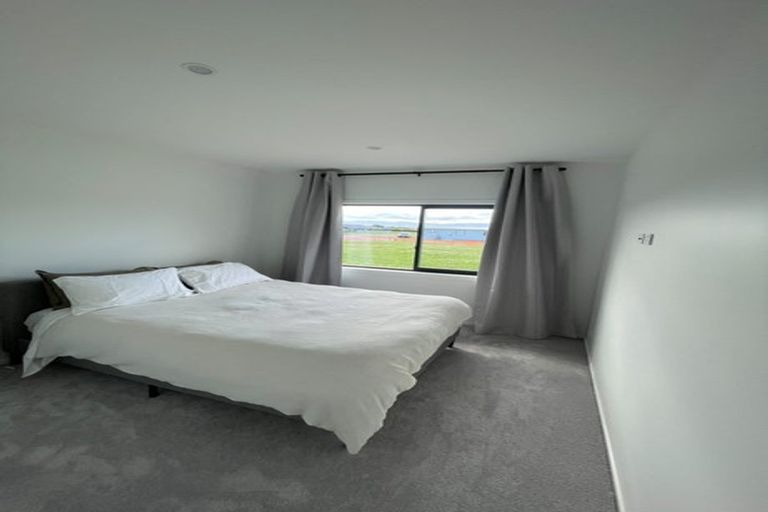 Photo of property in 31 Regent Street, Martinborough, 5711