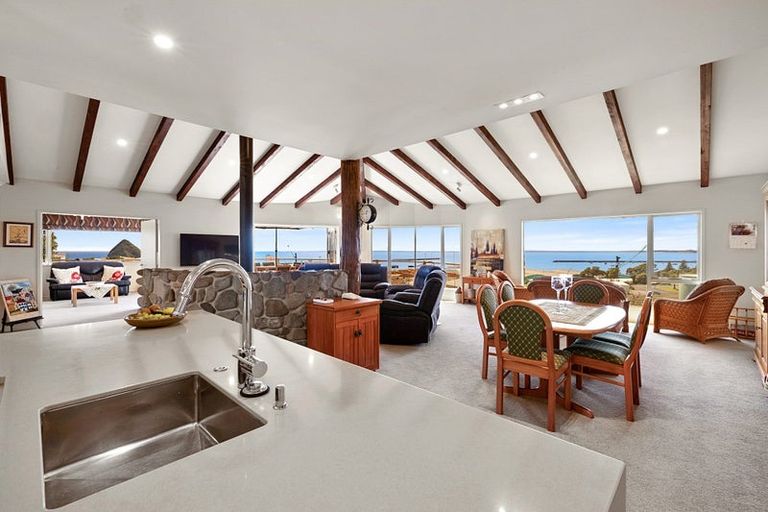 Photo of property in 22b Findlay Street, Moturoa, New Plymouth, 4310