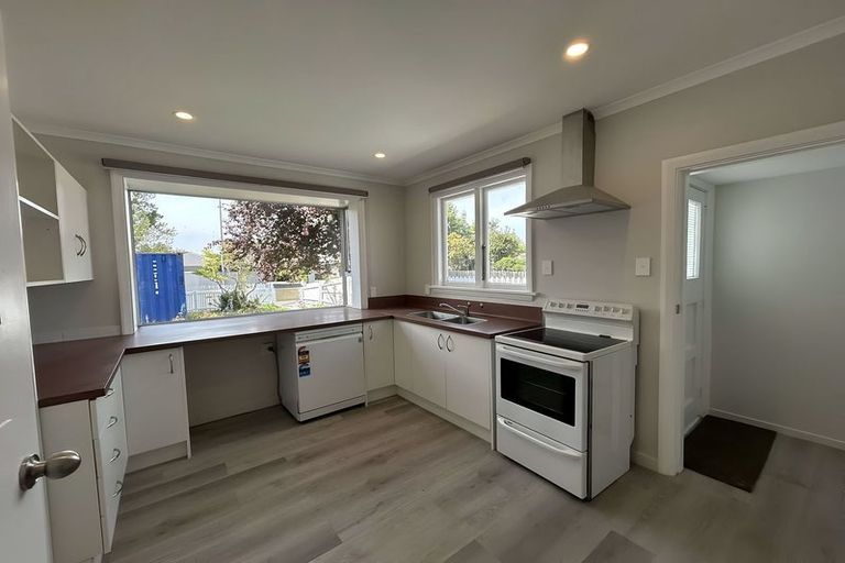 Photo of property in 1/191 Wairakei Road, Bryndwr, Christchurch, 8053