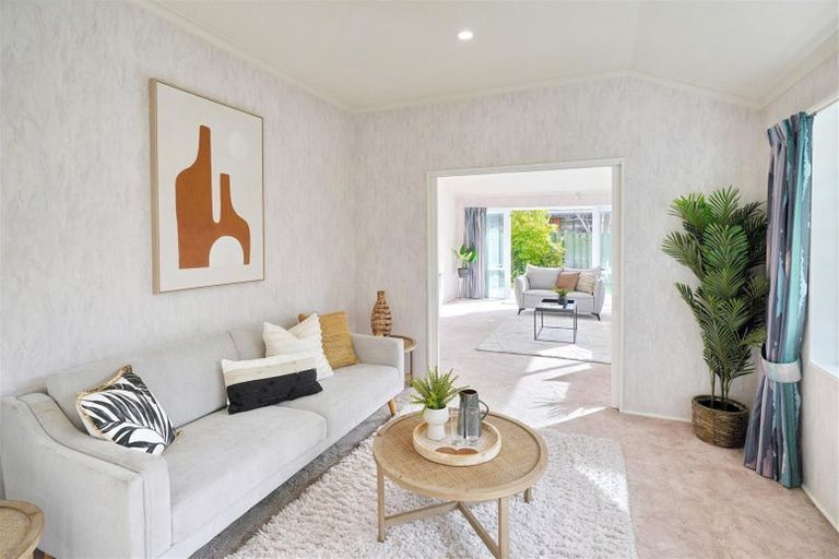 Photo of property in 33 Peer Street, Upper Riccarton, Christchurch, 8041