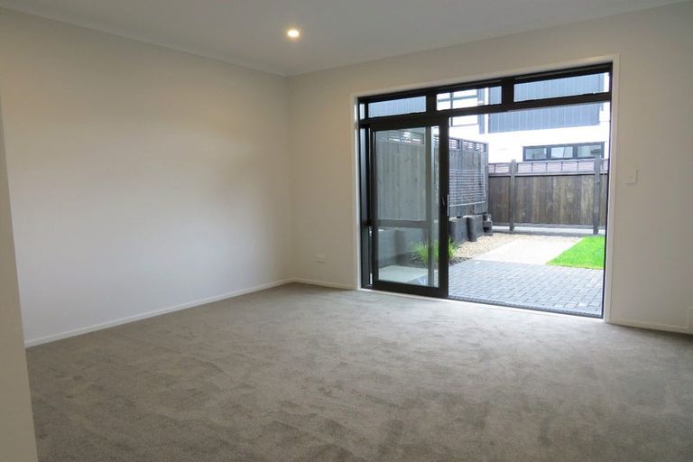 Photo of property in 11 Pukewhero Rise, Westgate, Auckland, 0614