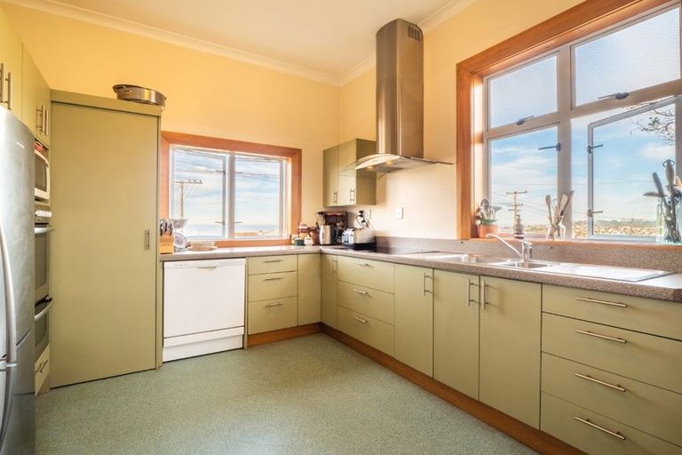 Photo of property in 3 Mornington Road, Balaclava, Dunedin, 9011