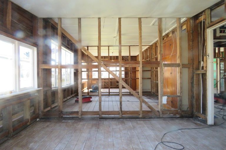 Photo of property in 2 Salisbury Street, Westport, 7825