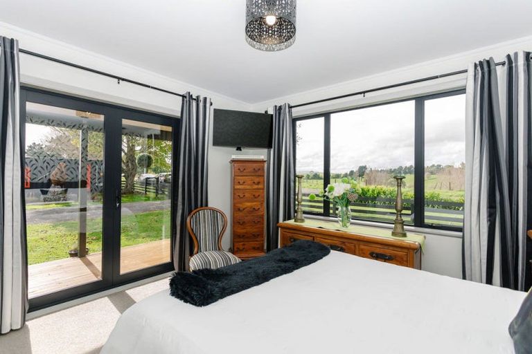 Photo of property in 423 Tipapakuku Road, Dannevirke, 4976