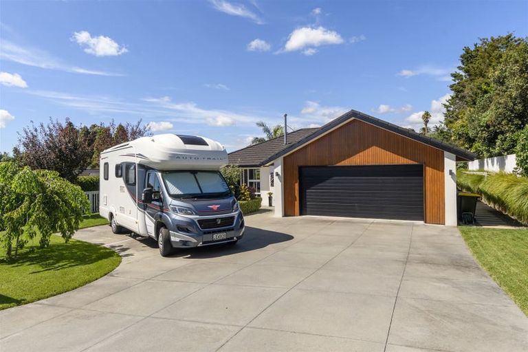 Photo of property in 94 Moffat Road, Bethlehem, Tauranga, 3110