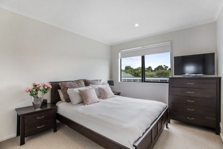 Photo of property in 61 Costa Viva Crescent, Karaka, Papakura, 2113