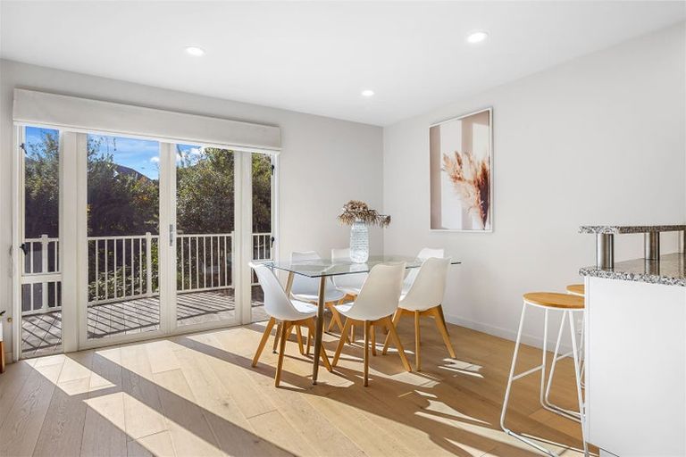 Photo of property in 2/89 Waimairi Road, Upper Riccarton, Christchurch, 8041