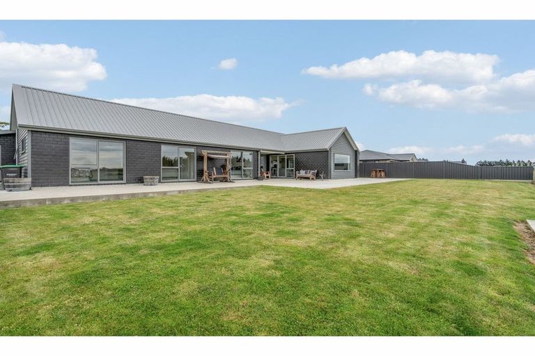 Photo of property in 24 Lindsay Way, Grasmere, Invercargill, 9810