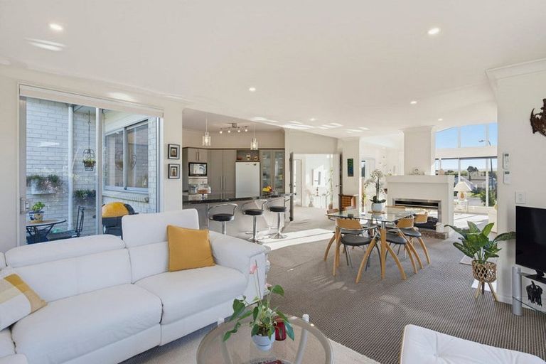 Photo of property in 9 Cadastral Court, Paraparaumu, 5032