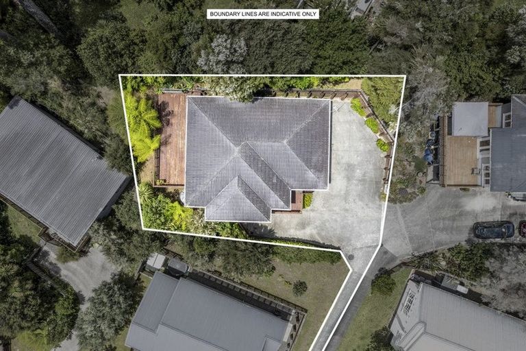 Photo of property in 518e West Coast Road, Oratia, Auckland, 0604