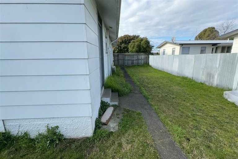 Photo of property in 30 Cartier Crescent, Flaxmere, Hastings, 4120