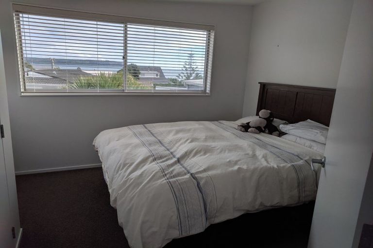 Photo of property in 1/14f Tireti Road, Titahi Bay, Porirua, 5022