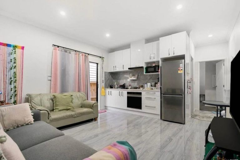 Photo of property in 98 Tir Conaill Avenue, Flat Bush, Auckland, 2019