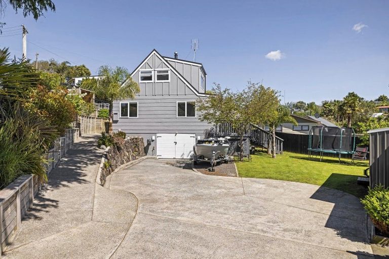Photo of property in 43 Sutherland Road, Brookfield, Tauranga, 3110
