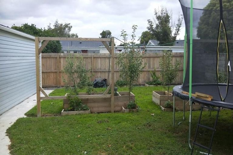 Photo of property in 43 Amberley Avenue, Westbrook, Palmerston North, 4412