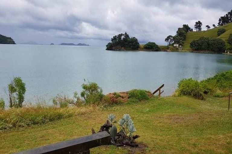 Photo of property in 1 Otautu Wharf Road, Colville, Coromandel, 3584