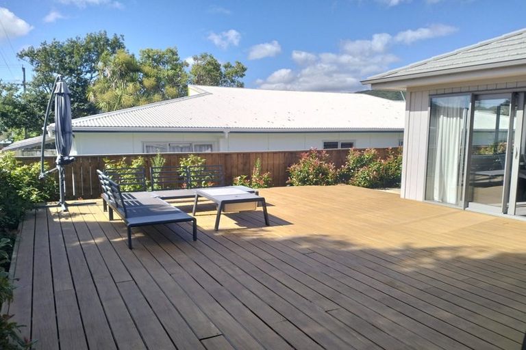 Photo of property in 4a Davis Grove, Wainuiomata, Lower Hutt, 5014