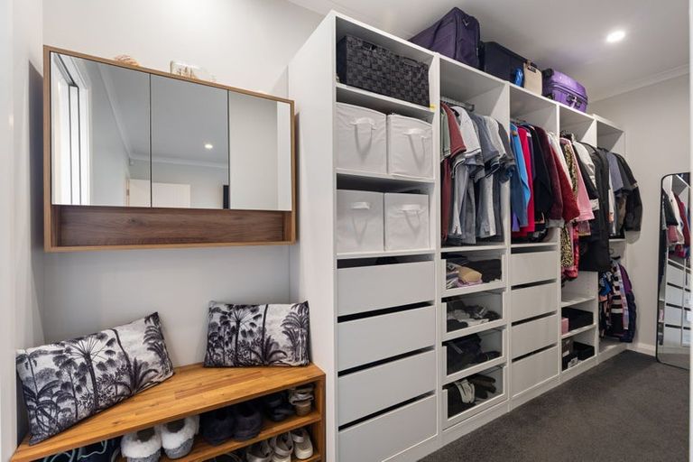 Photo of property in 20 Freedom Drive, Kelvin Grove, Palmerston North, 4414