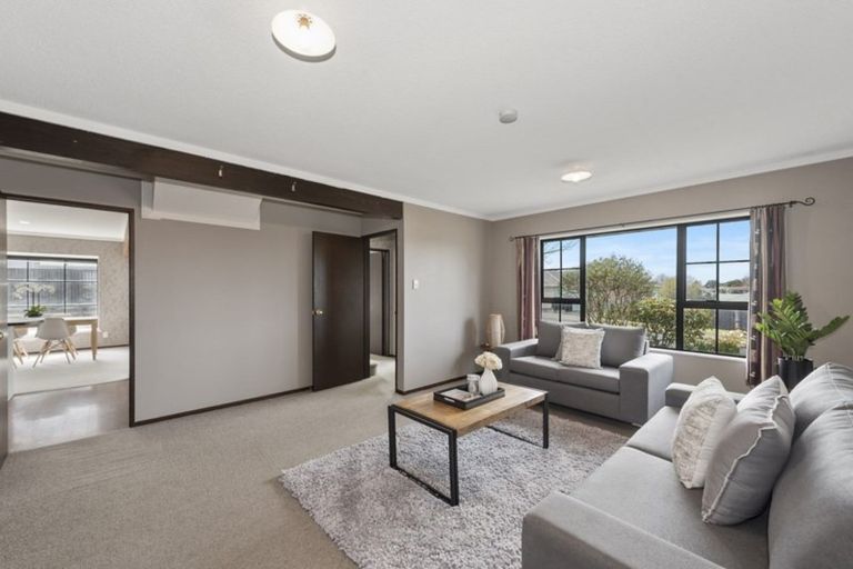 Photo of property in 6 Houhere Place, Pukete, Hamilton, 3200