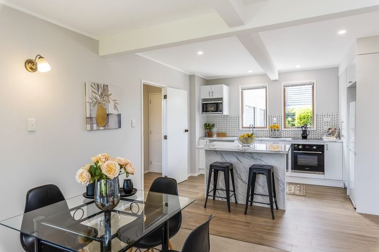 Photo of property in 34a Andrew Street, Waikanae, 5036