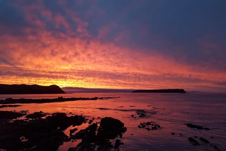 Photo of property in 13 Sunset Parade, Plimmerton, Porirua, 5026