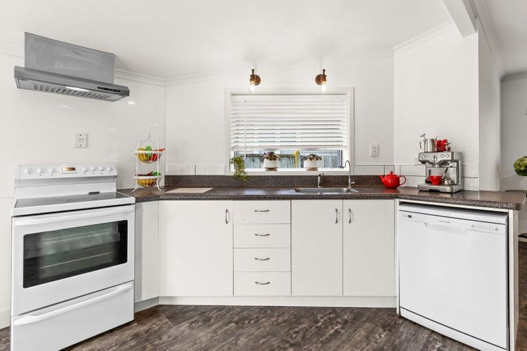 Photo of property in 72 Te Aute Road, Havelock North, 4130