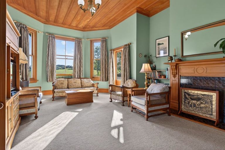 Photo of property in 311 Franklin Road, Paparoa, 0571