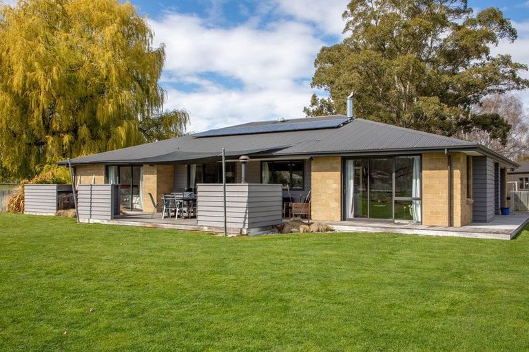 Photo of property in 22 Young Lane, Clyde, Alexandra, 9391