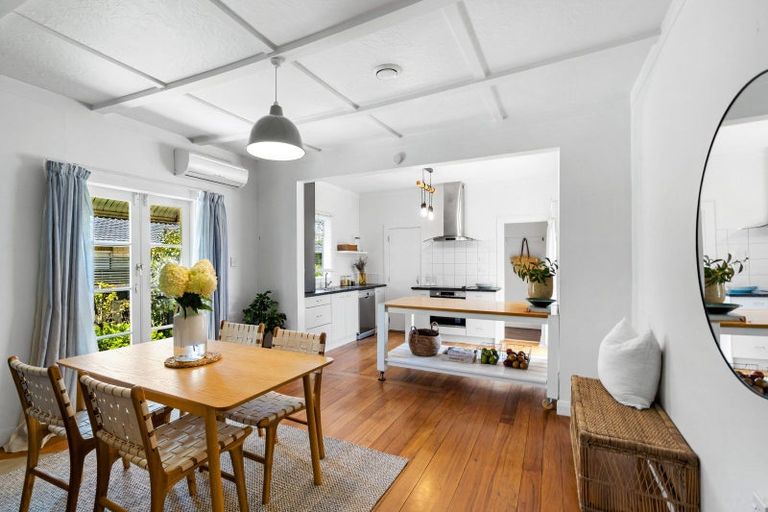 Photo of property in 703 Ellison Road, Parkvale, Hastings, 4122