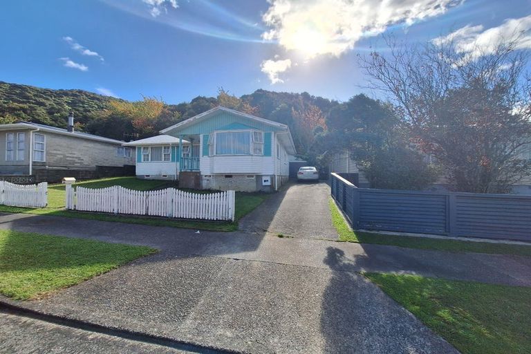 Photo of property in 36 Enfield Street, Wainuiomata, Lower Hutt, 5014