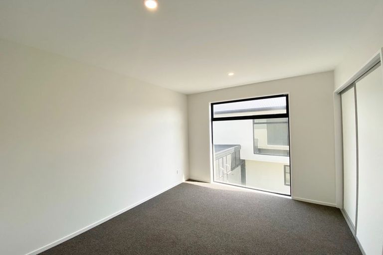 Photo of property in 2/15 Rawhiti Avenue, New Brighton, Christchurch, 8083